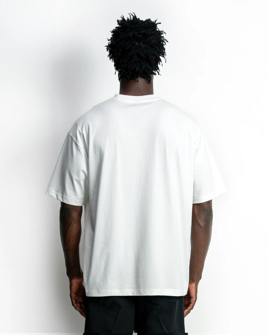 Relaxed Model 1 #White